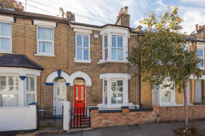 Myrtle Road, E17