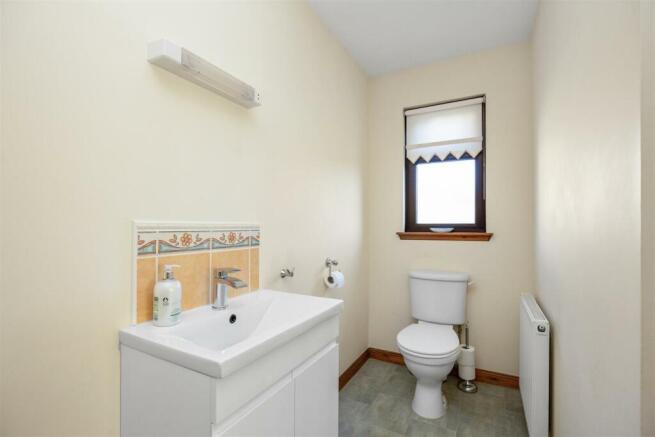 26 Greenacres Kingseat15.jpg