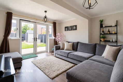 Lyric Close, Stafford