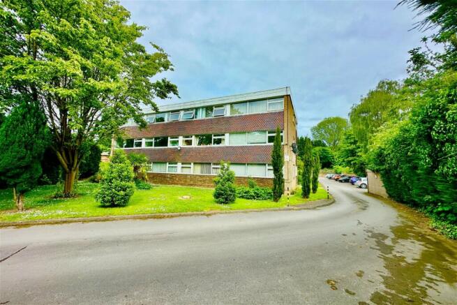 Studio for sale Image 7