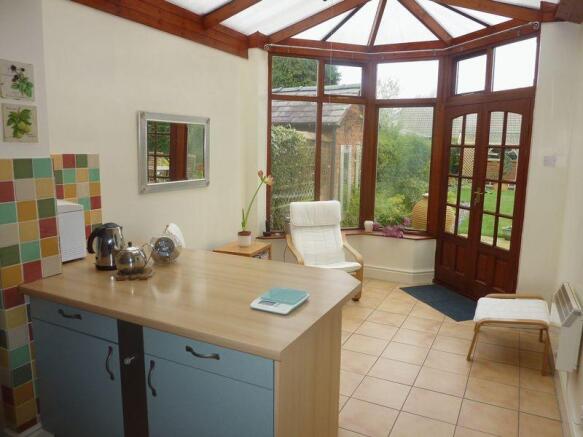 Open Plan Sun Room