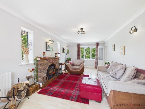 3 bed Chalet for sale Image 6