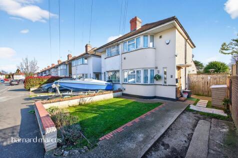 Kingston Avenue, Bedfont