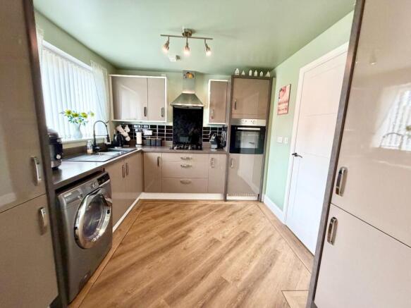 3 bed Detached for sale Image 5