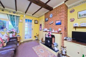 5, Shaw Close, Middleton-on-sea PO22 7TQ