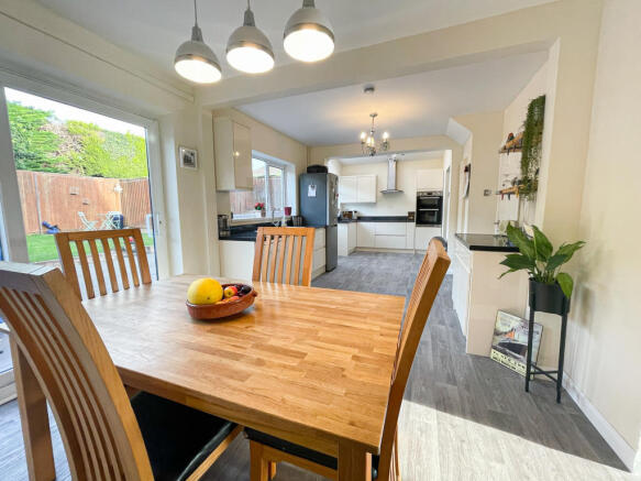 Kitchen & Dining Room