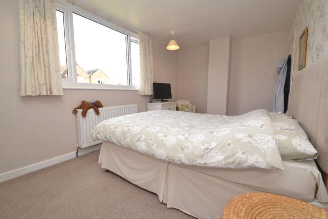 3 bed Semi-Detached for sale Image 10