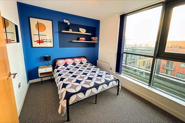 2 bed Apartment to rent Image 10