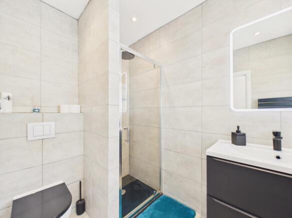 2 bed Terraced for sale Image 9