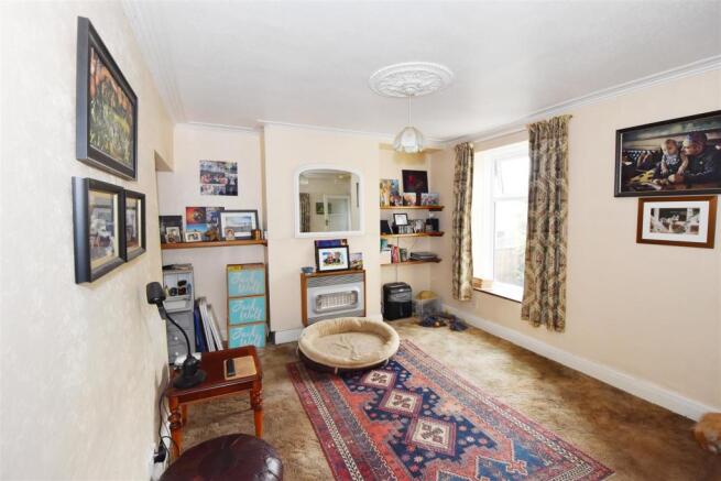 Dining room.jpg