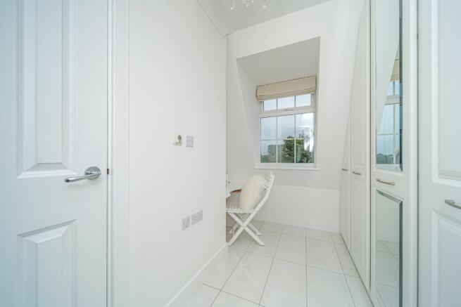 Bedroom 3/Dressing