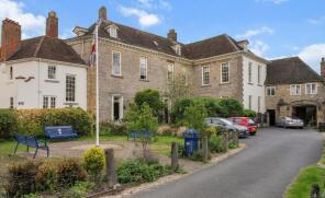 Apartment 7, Abbey Gate, Evesham WR11 4BQ