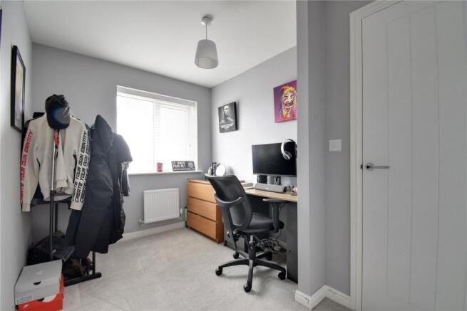 3 bed Semi-Detached for sale Image 10