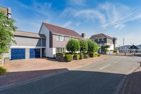 Meirion Drive, Conwy, LL32 8GR