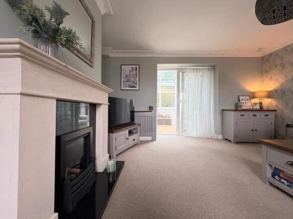 4 bed Terraced for sale Image 9