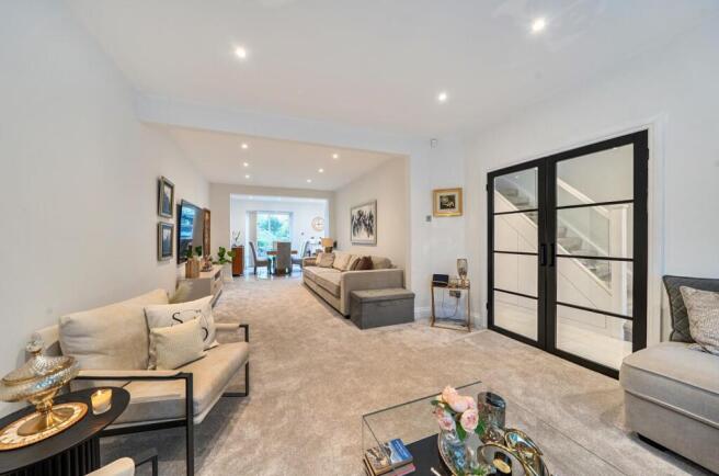 Davidson Frost-Wellings, DFW, College Close, Harro