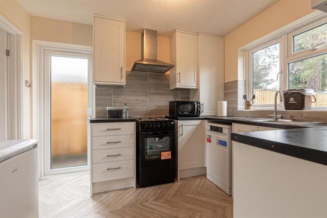 2. untitled-216-HDR.jpg