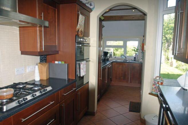 KITCHEN/BREAKF...
