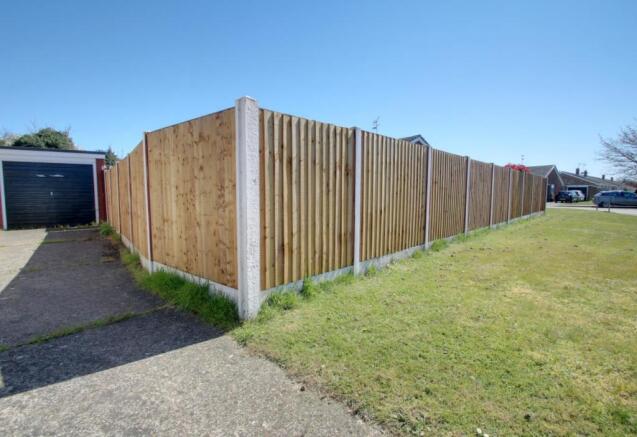 DRIVEWAY & GARAGE: