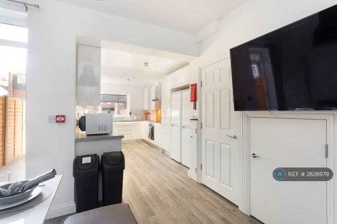 Includes Freeview Enabled 55 Inch Smart 4k Tv