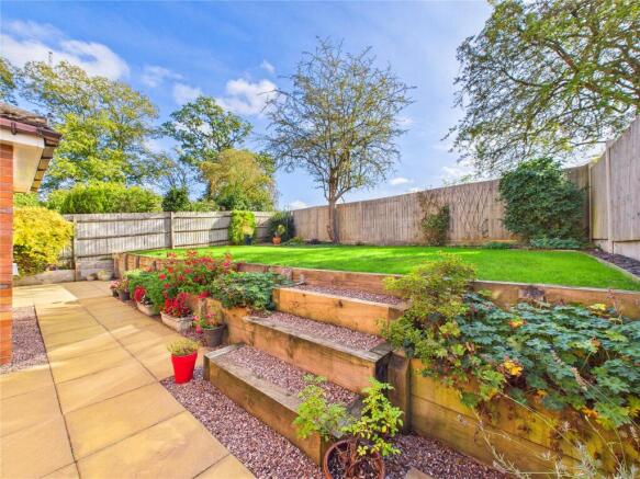Pear Tree Way, Wychbold, Droitwich, Worcestershire, WR9 photo 3