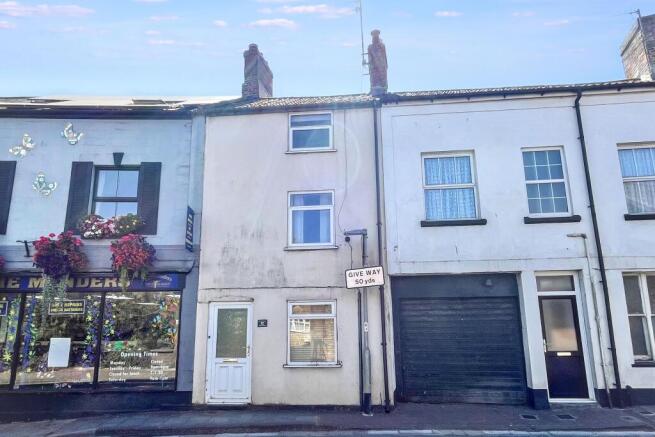 10 South Street, Crewkerne, South Somerset, TA18 8DA