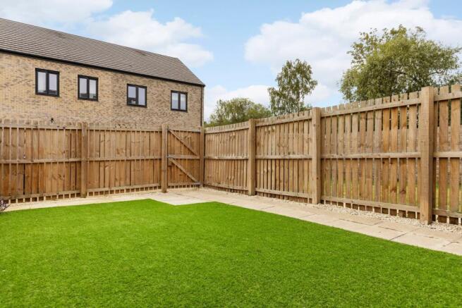 2 bed Terraced for sale Image 9