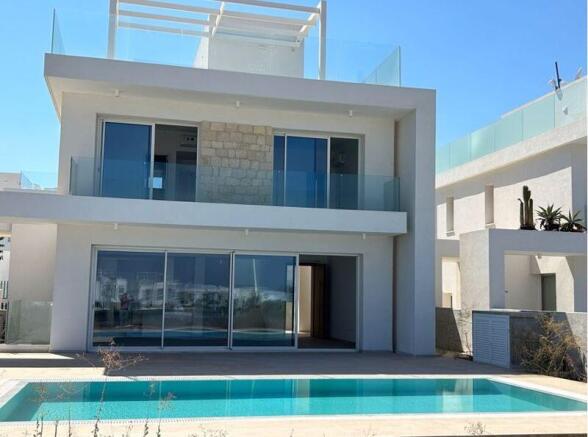 Villa 2 with...