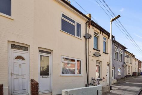 Connaught Road, Chatham, ME4