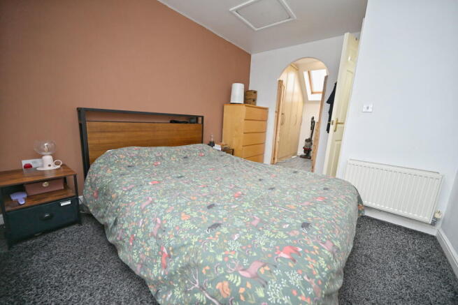 3 bed Town House for sale Image 12