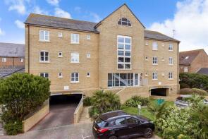 1, Dover House, Harriet Place, Shoreham-by-sea BN43 5PG