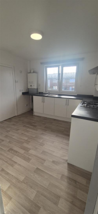 21c CaldonRoad Kitchen3.png