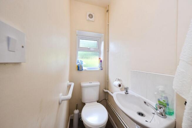 3 bed Semi-Detached for sale Image 11