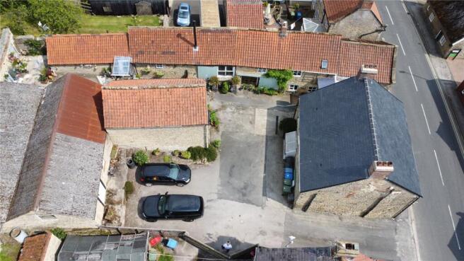 4 bed Detached for sale Image 4