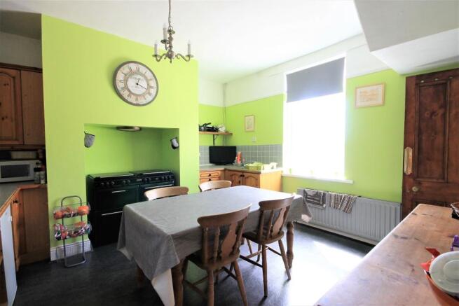 Kitchen / Breakfast