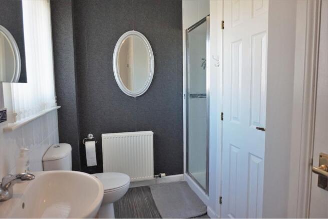Master En-suite