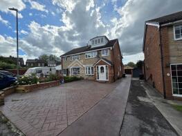 10, St Anne's Close, Thornhill Lees, Dewsbury WF12 0BA