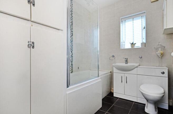 Modern Bathroom
