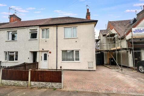 Waverley Avenue, Attleborough, Nuneaton, CV11 4RT