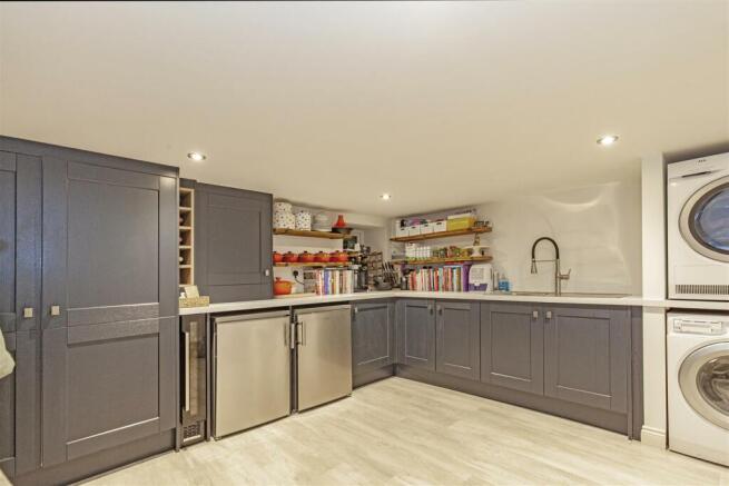 Utility Room-1.jpg