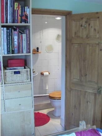 To the en-suite
