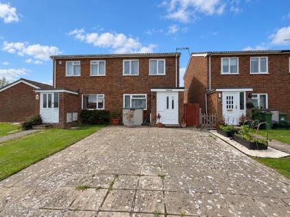 Honeysuckle Close, Eastbourne, BN23