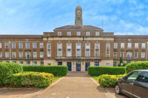 319, 566 Academy Court, Longbridge Road, Dagenham RM8 2FF