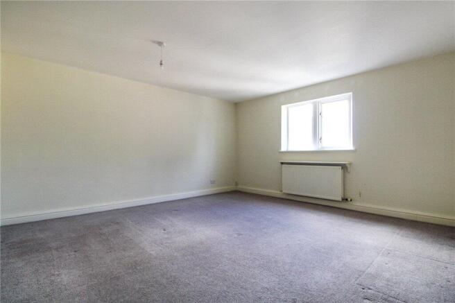 2 bed Apartment for sale Image 5