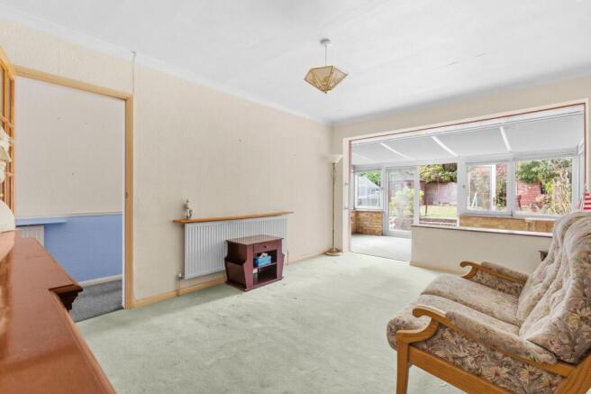 Thornton Crescent, Wendover, HP22 photo 4