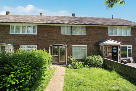 Paprills, Lee Chapel South, Basildon, Essex, SS16