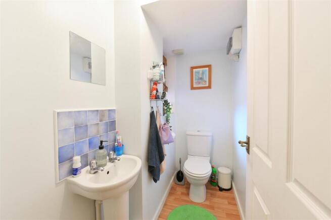 3 bed Terraced to rent Image 7