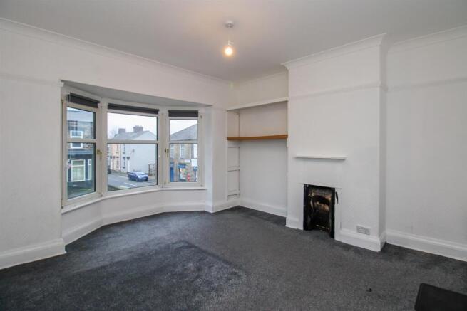 4 bed Detached for sale Image 11
