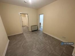 Basement Flat, 72, Marle Hill Parade, Cheltenham GL50 4LH