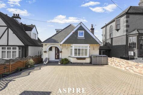 Down Hall Road, Rayleigh